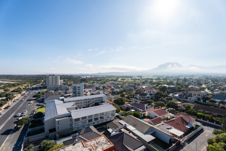 To Let 3 Bedroom Property for Rent in Strand North Western Cape